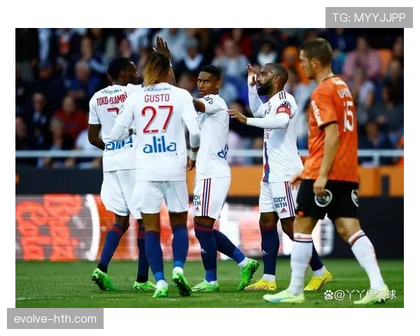 费内巴切闪耀赛场，状态回暖引关注